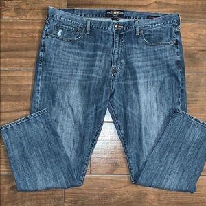 Men’s Lucky Jeans.